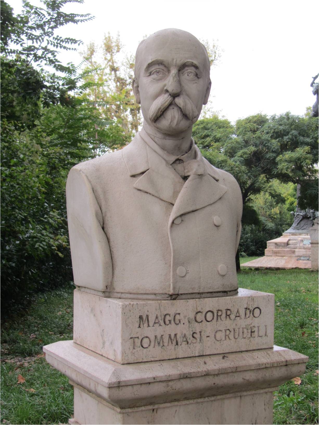 Maggiore%20Corrado%20Tommasi%20Crudeli%27s%20bust%20copy%202.jpg